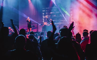 铁粉聚集地栏目 - k1集团球迷社区，与同好交流观点、分享激情